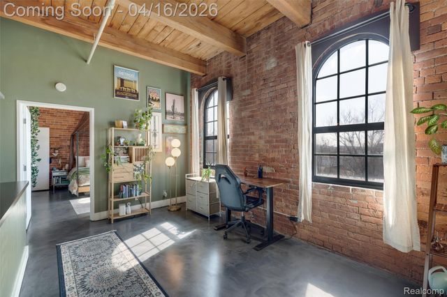 6533 E Jefferson 312, Detroit, MI 48207