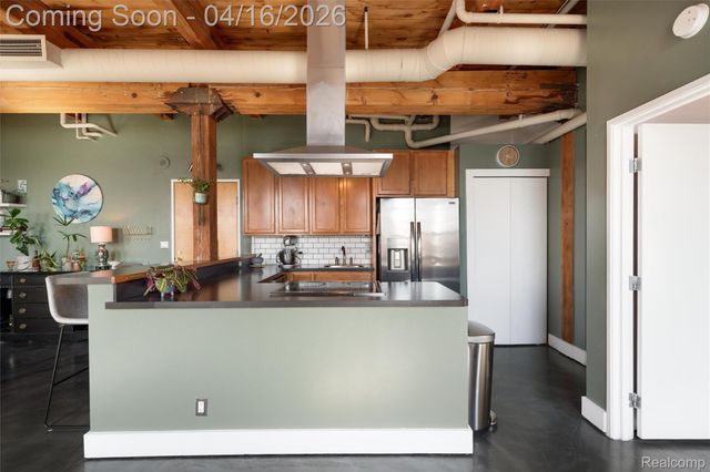 6533 E Jefferson 312, Detroit, MI 48207