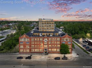 6533 E Jefferson 312, Detroit, MI 48207