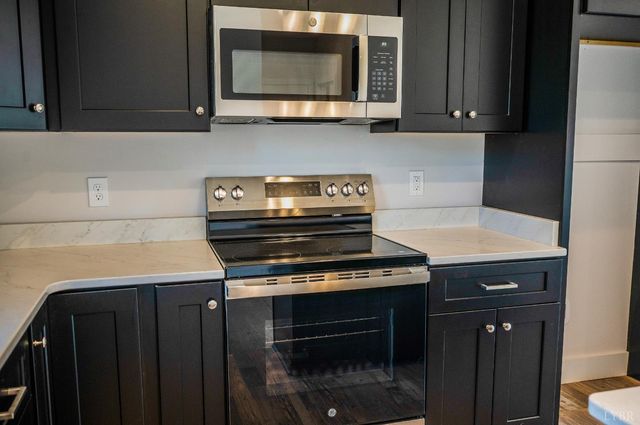 2223 Cottontown Rd, Forest, VA 24551