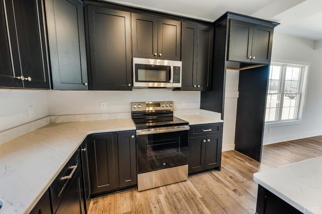 2223 Cottontown Rd, Forest, VA 24551