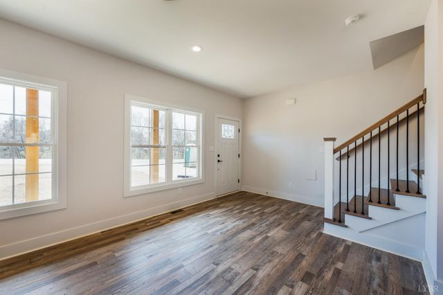 2223 Cottontown Rd, Forest, VA 24551