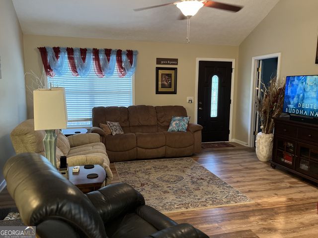 177 Strong Road, Newnan, GA 30263