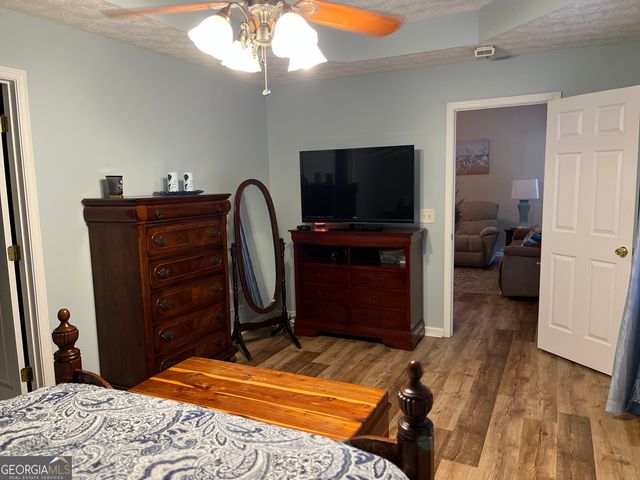 177 Strong Road, Newnan, GA 30263
