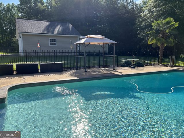 177 Strong Road, Newnan, GA 30263