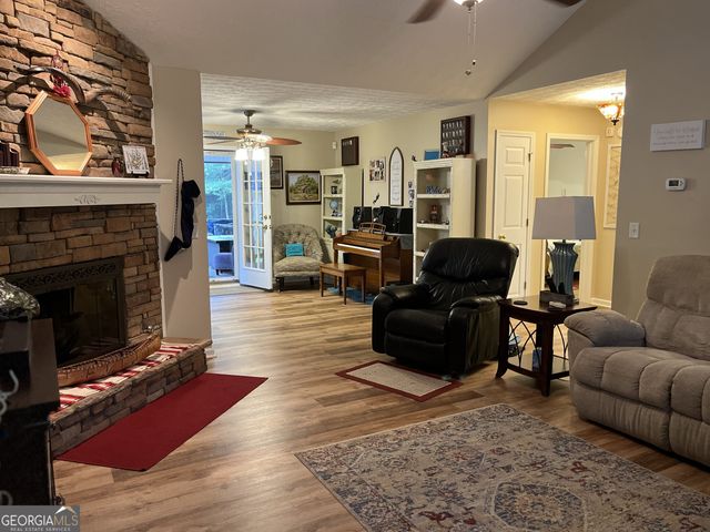 177 Strong Road, Newnan, GA 30263
