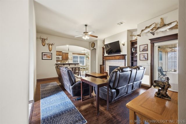 3525 Tecumseh, Yukon, OK 73099
