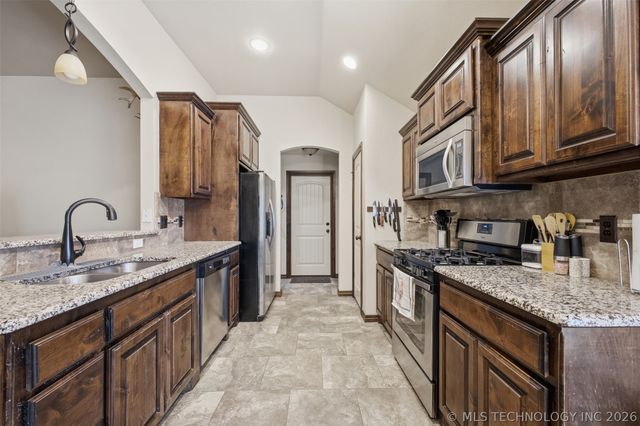 3525 Tecumseh, Yukon, OK 73099