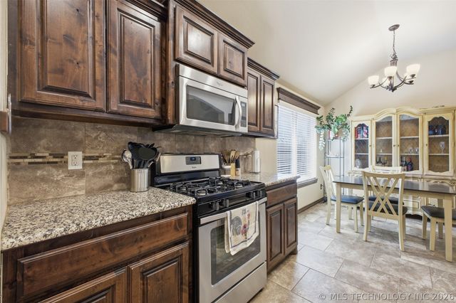 3525 Tecumseh, Yukon, OK 73099