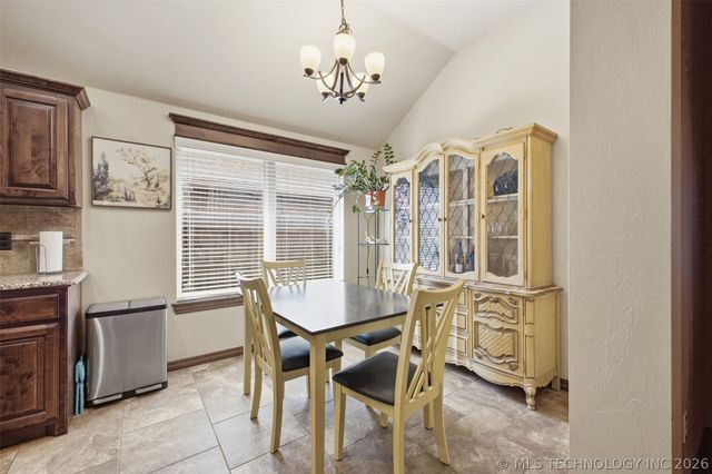 3525 Tecumseh, Yukon, OK 73099