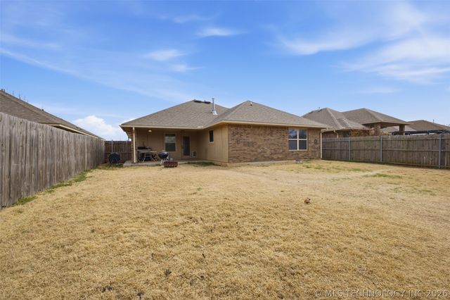 3525 Tecumseh, Yukon, OK 73099