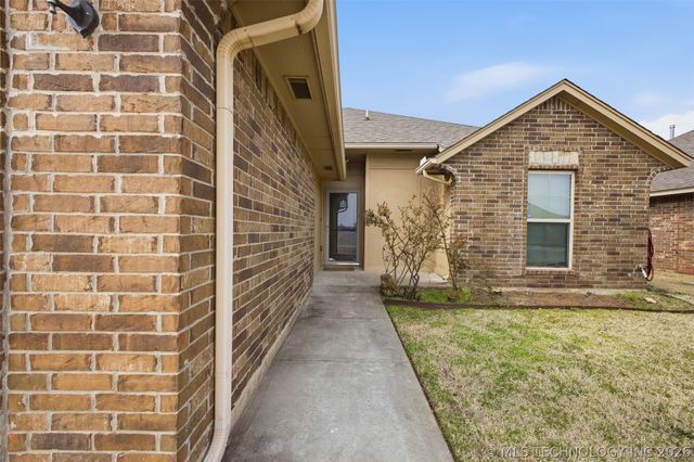 3525 Tecumseh, Yukon, OK 73099
