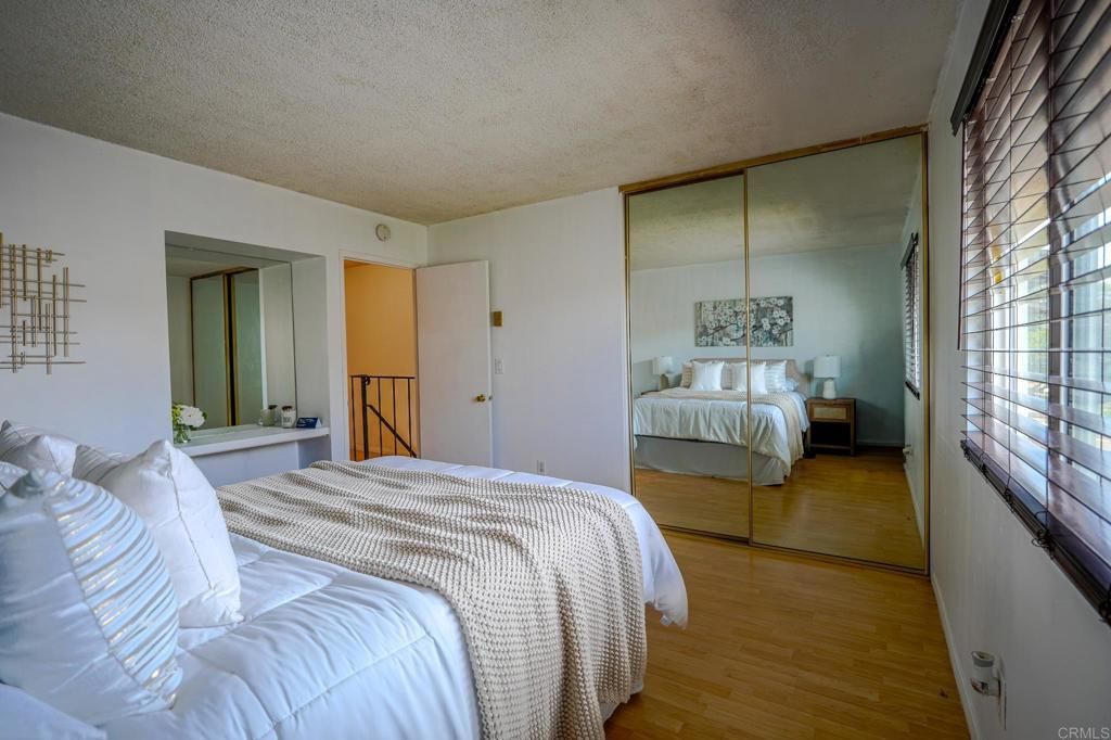 Image 11 of property listing at 444 Ridgeway Ct, Spring Valley, CA 91977