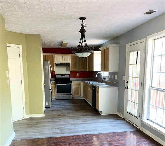 1600 Magnolia View Court, Norcross, GA 30093