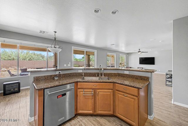 4323 W DIBURGO Drive, New River, AZ 85087