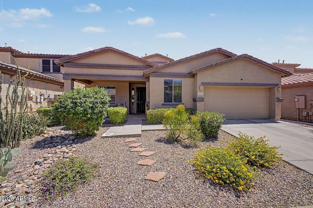 4323 W DIBURGO Drive, New River, AZ 85087