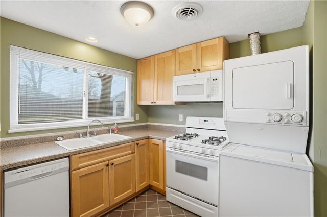 3737 Saranac Drive, Kettering, OH 45429