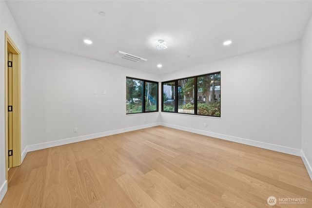 7905 240th Street SW, Edmonds, WA 98026