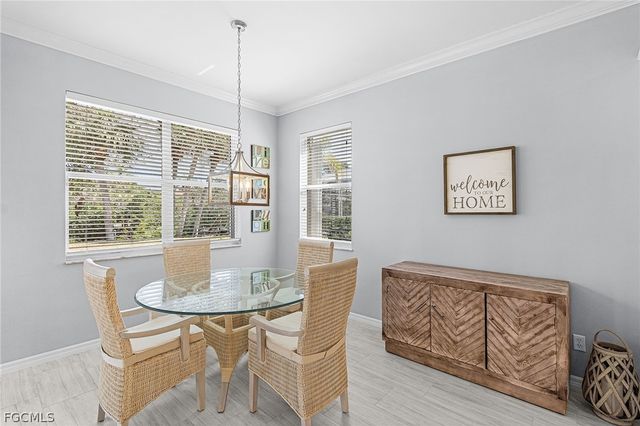 9262 Palm Island CIR, North Fort Myers, FL 33903