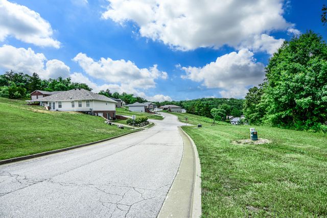 3403 CODY DR, Jefferson City, MO 65109