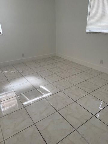 2131 NW 26TH AVE, Fort Lauderdale, FL 33172