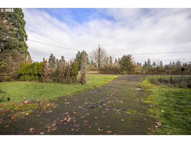 23921 SCHULTZ Rd, Aurora, OR 97002