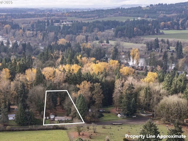 23921 SCHULTZ Rd, Aurora, OR 97002