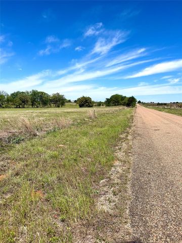2654 County Road 329, Lincoln, TX 78948
