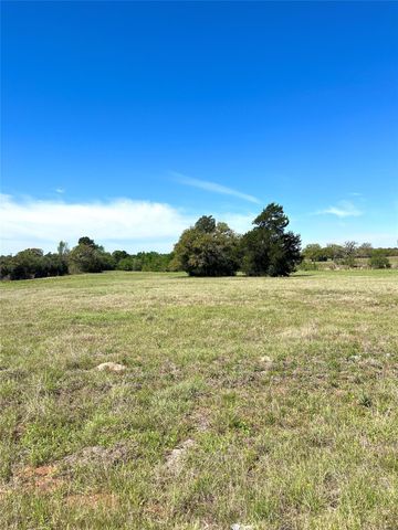 2654 County Road 329, Lincoln, TX 78948
