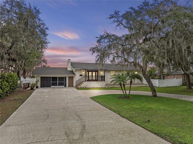 31400 SAUNDERS DRIVE, Tavares, FL 32778
