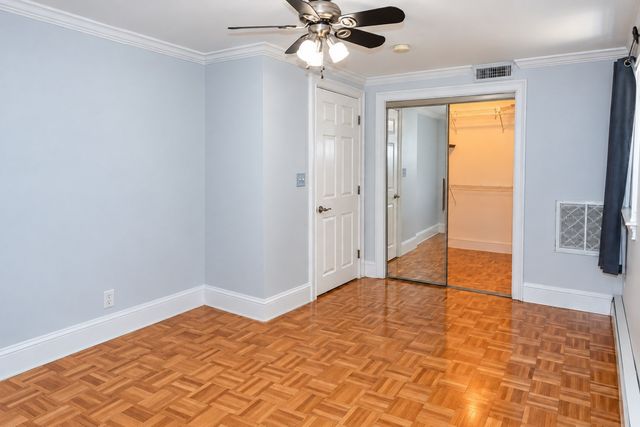 22 Dana St B, Somerville, MA 02145