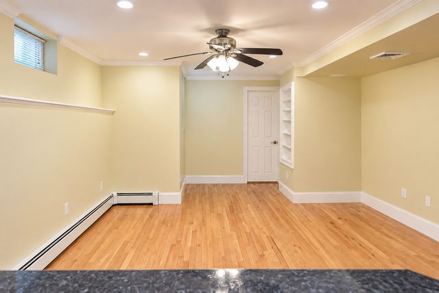 22 Dana St B, Somerville, MA 02145