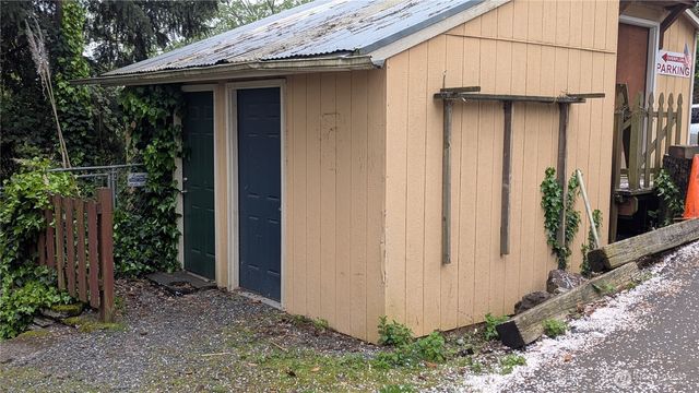 6461 NE 181st Street, Kenmore, WA 98028