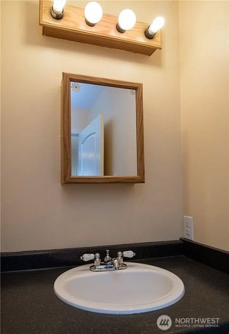 6461 NE 181st Street, Kenmore, WA 98028