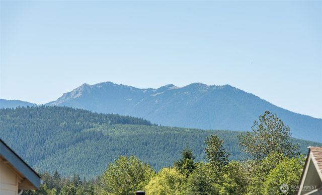 140 Winterhawk Street, Sequim, WA 98382
