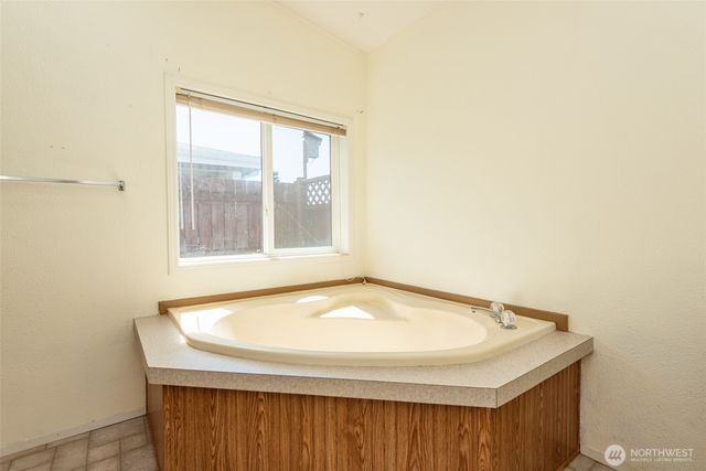 140 Winterhawk Street, Sequim, WA 98382
