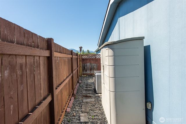 140 Winterhawk Street, Sequim, WA 98382