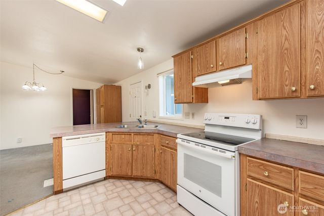 140 Winterhawk Street, Sequim, WA 98382