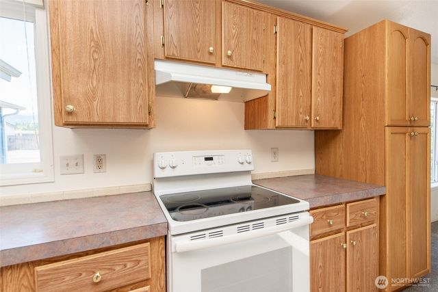 140 Winterhawk Street, Sequim, WA 98382