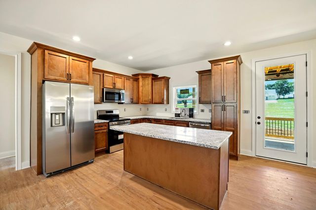 913 Milward Drive, Harrodsburg, KY 40330