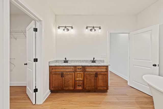 913 Milward Drive, Harrodsburg, KY 40330