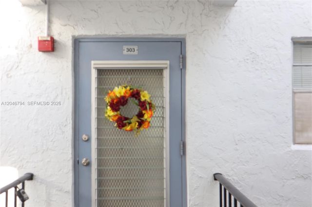 3000 E Sunrise Lakes Drive 303, Sunrise, FL 33322