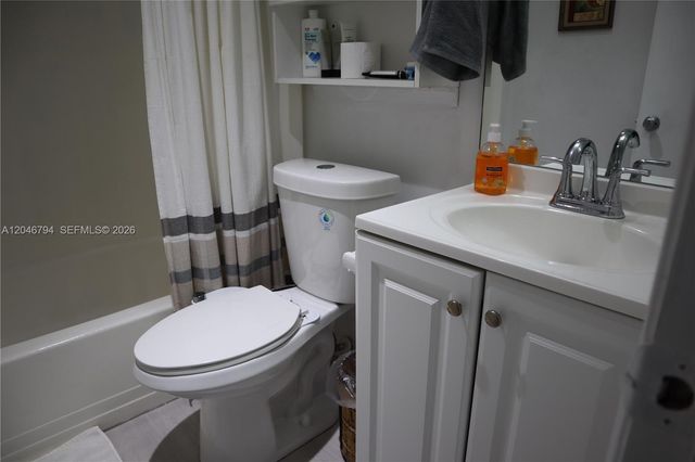 3000 E Sunrise Lakes Drive 303, Sunrise, FL 33322