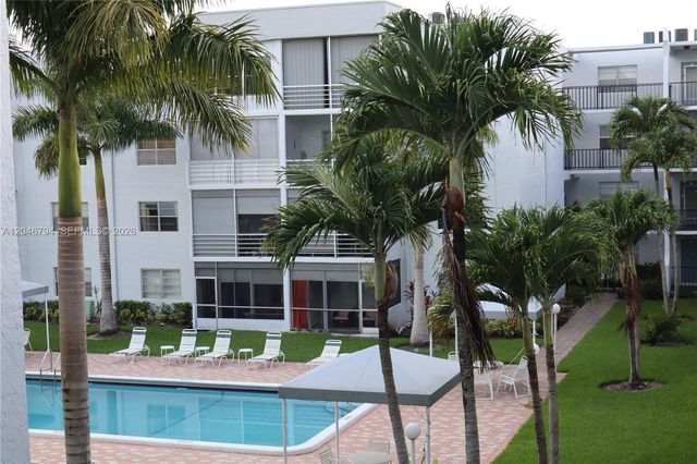 3000 E Sunrise Lakes Drive 303, Sunrise, FL 33322