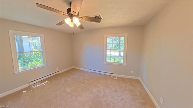 2912 Sterling Point DR, Portsmouth, VA 23703
