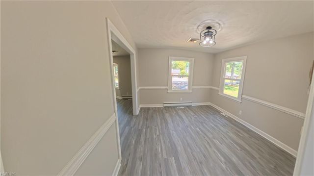 2912 Sterling Point DR, Portsmouth, VA 23703