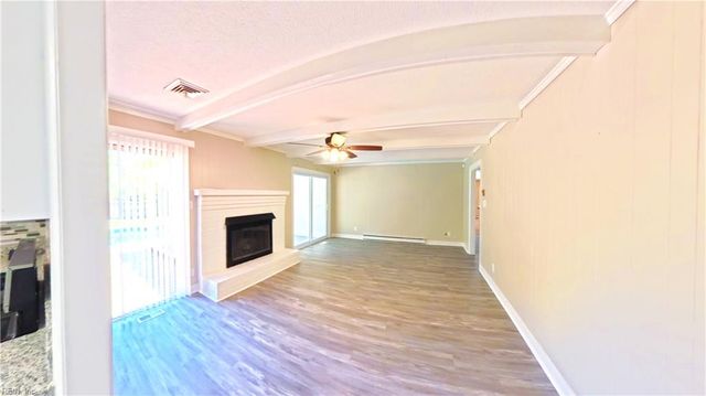 2912 Sterling Point DR, Portsmouth, VA 23703