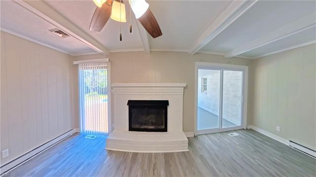 2912 Sterling Point DR, Portsmouth, VA 23703
