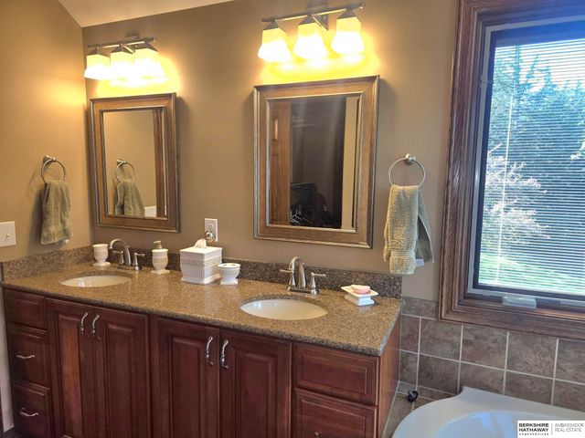 620 LOT 4 ROCK BLUFF Road LOT 4, Plattsmouth, NE 68048