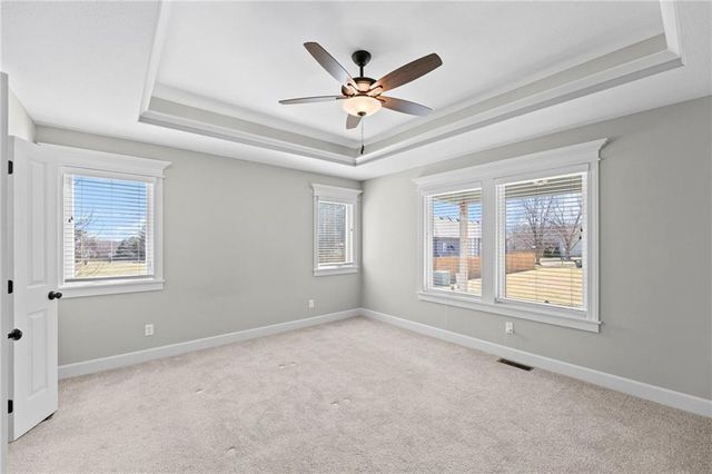 21025 W 225th Terrace, Spring Hill, KS 66083